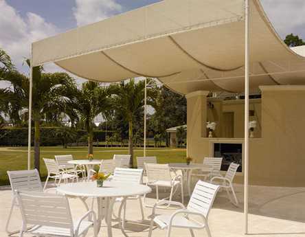 Telescope Casual Reliance Contract Strap Aluminum Dining Set