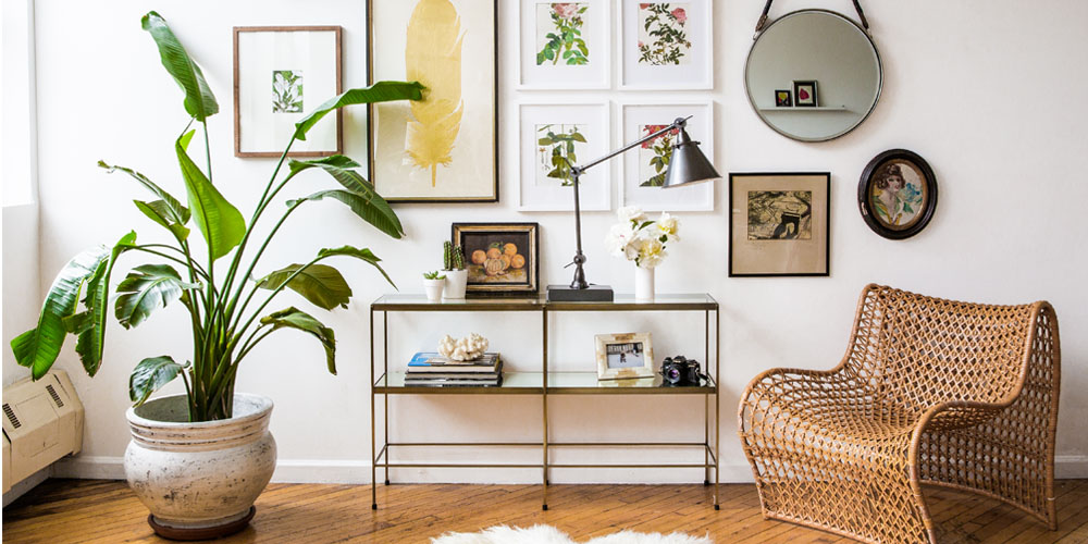 5 Easy Ways To Dress Up A Blank Wall