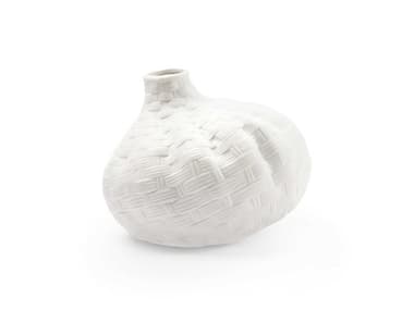 Villa & House Blanc de Chine 8'' Tamarindo Vase BUNTND700109