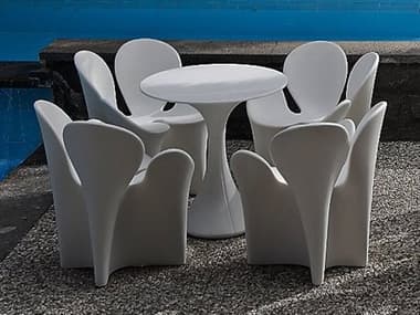 Driade Outdoor Clover Polyethylene Lounge Set in White DRICLVERBYRALNGSET