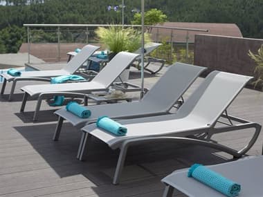 Grosfillex Sunset Platinum Gray Aluminum Sling Lounge Set in Gray GXSNSTLNGSET4