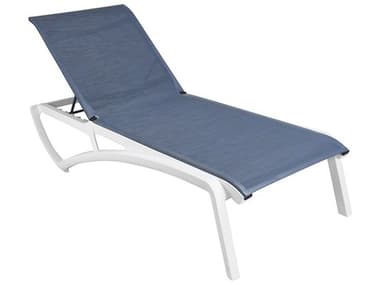 Grosfillex Sunset Sling Aluminum Resin Glacier White Chaise Lounge in Madras Blue GXUT120096