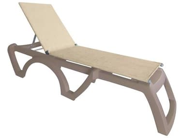 Grosfillex Jamaica Beach Sling Resin French Taupe Adjustable Chaise Lounge in Straw GXUT120181