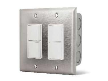 Infratech Dual Duplex Switch Wall Plate & Gang Box 20 Amp Per Pole IF144305