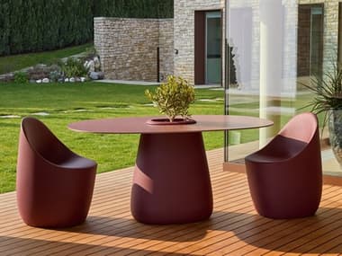 Qeeboo Outdoor Cobble Indian Red Recycled Plastic Dining Set QBOCOBBLEDINSET