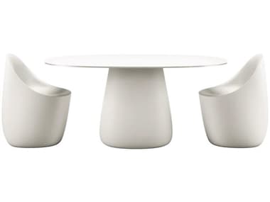 Qeeboo Outdoor Cobble White Warm Recycled Plastic Dining Set QBOCOBBLEDINSET13