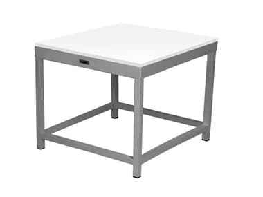 Source Outdoor Furniture Delano Aluminum 18'' Square Duraboard Top End Table SCSF3209322DB