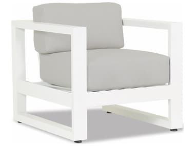 Sunset West Newport Frosted White Aluminum Lounge Chair in Cast Silver SW48012140433