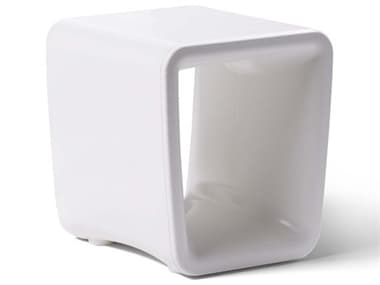 Tupelo Goods Loop Marine Grade Polyethylene Square End Table in Highcloud White TUP8801700