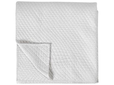 Villa by Classic Home Winthrop White Quilt VCHWINWH