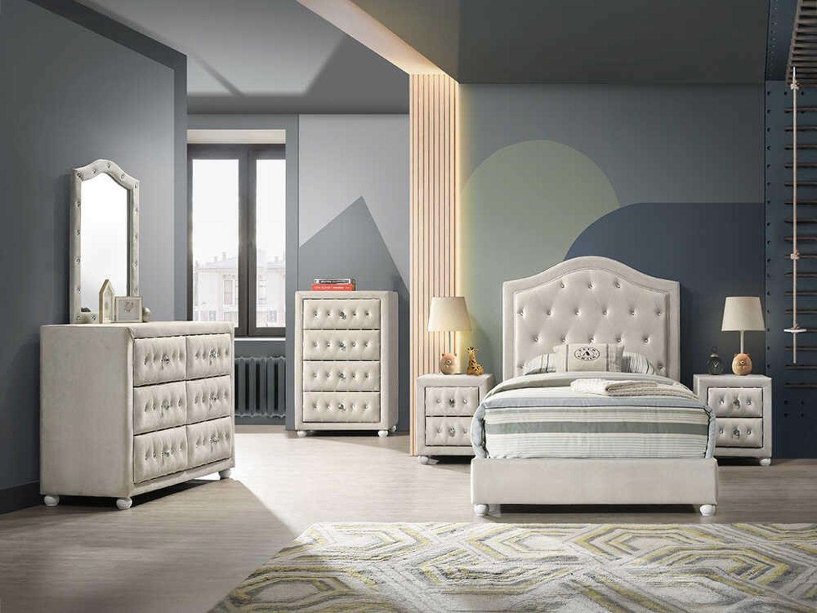 Acme Furniture Reggie Bedroom Set - Thumbnail 4