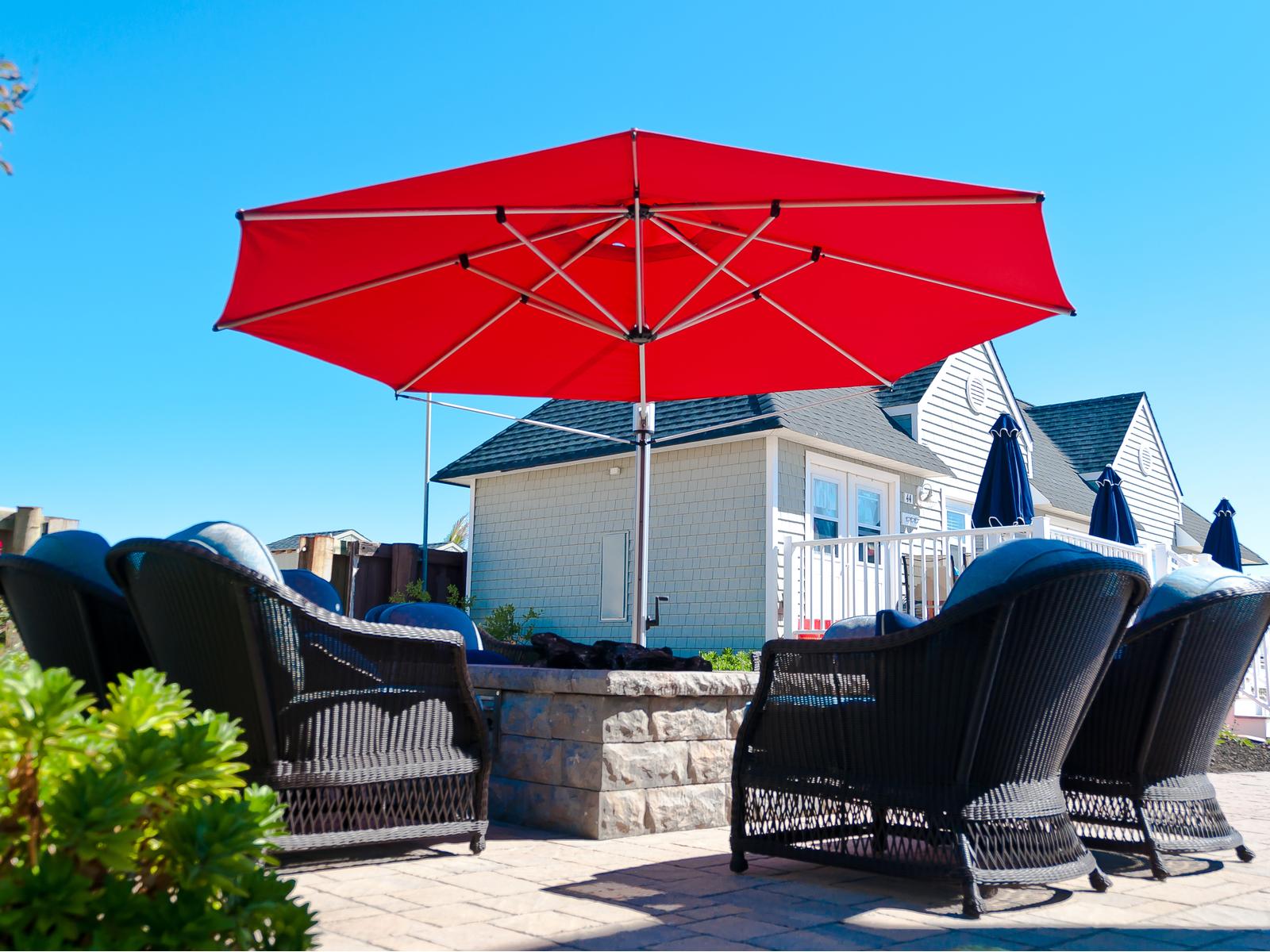 Frankford Eclipse 13-Foot Octagon Cantilever Umbrella in Brushed Silver | PatioLiving Frankford Eclipse 13-Foot Octagon Cantilever Umbrella in Brushed Silver | PatioLiving