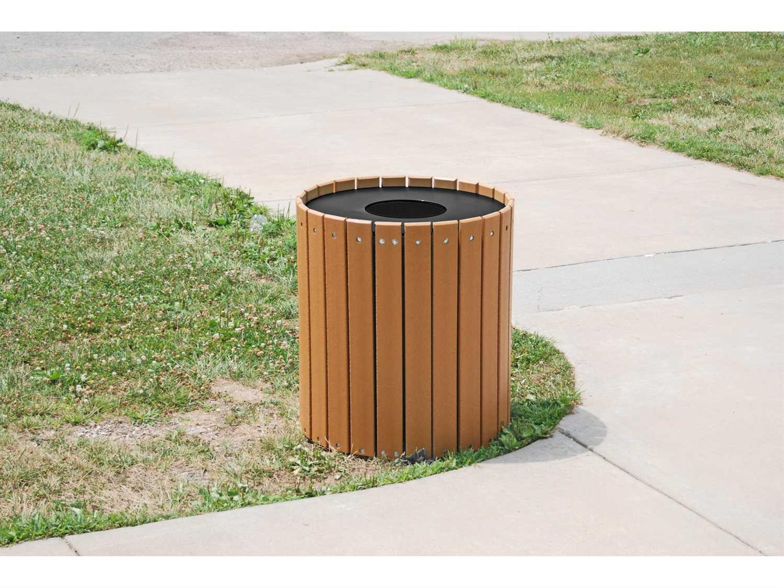 Frog Furnishings Recycled Plastic Standard Round 32 Gallon Receptacles