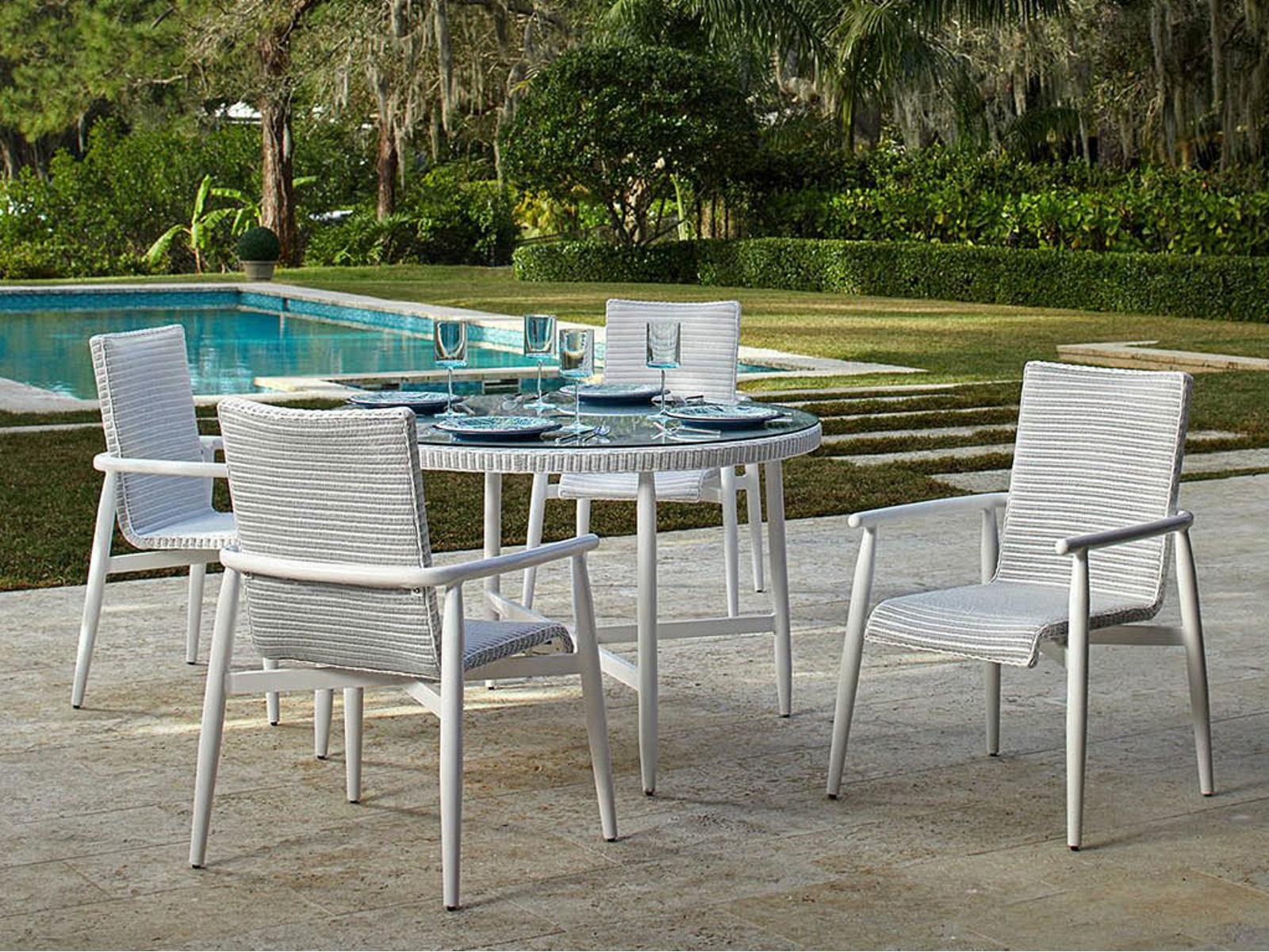 Lloyd Flanders Fairview Wicker Patio Dining Set