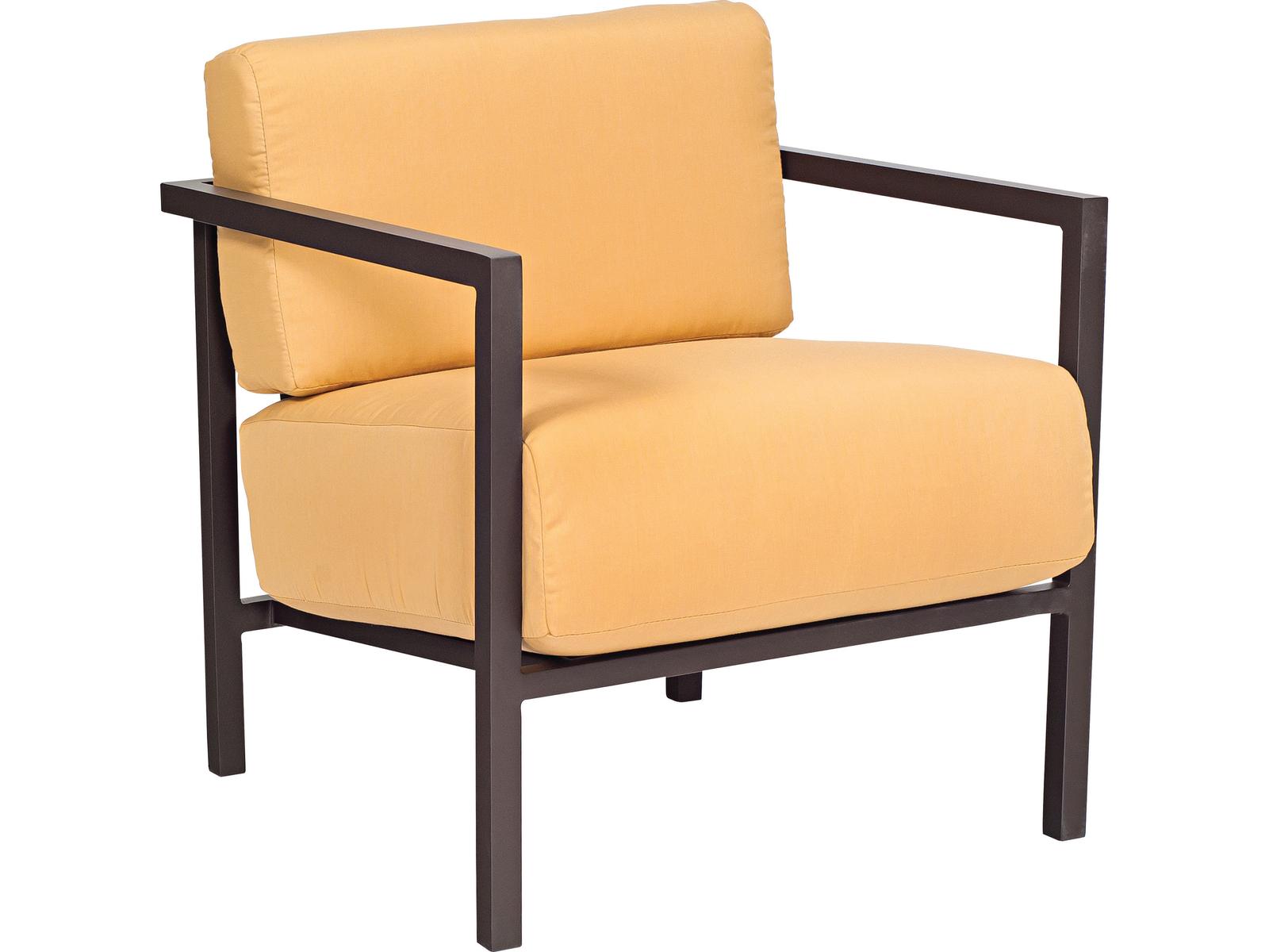 Woodard Salona Lounge Chair and Side Table