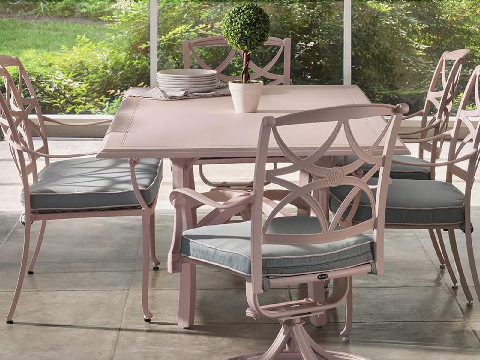 Woodard Wiltshire Cast Aluminum Outdoor Dining Set