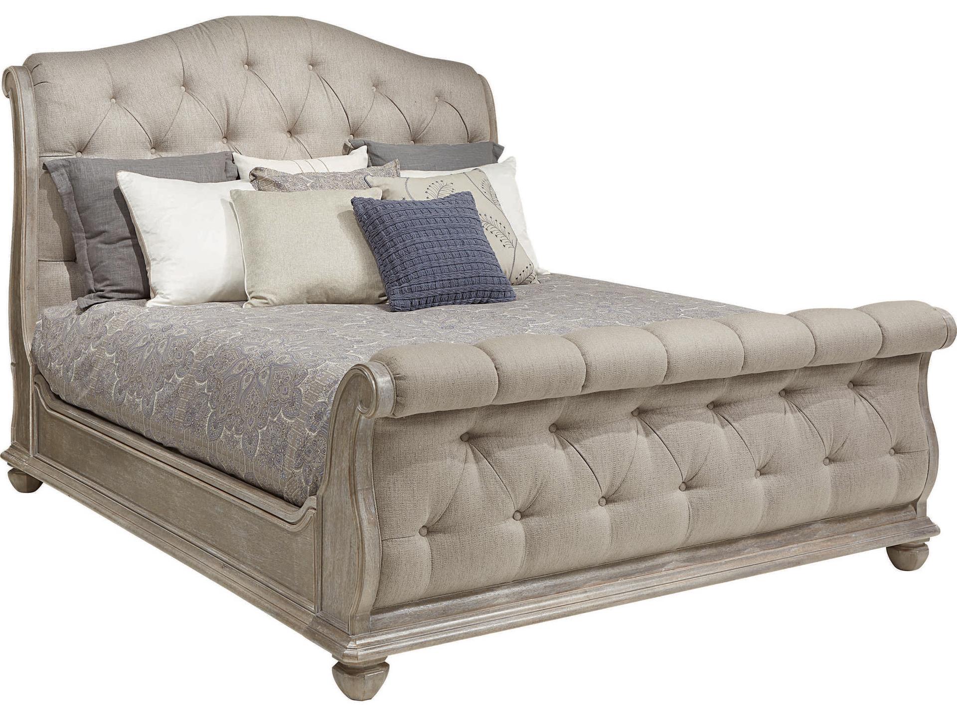 Summer Creek Shoals Queen Upholstered Tufted Sleigh Bed in Scrubbed Oak