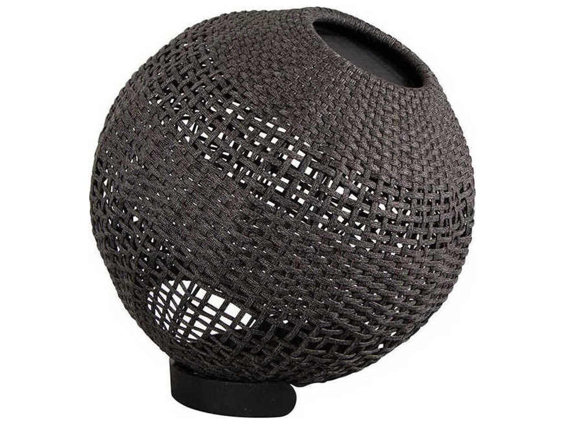 Illusion 1 - Light Outdoor Lamp