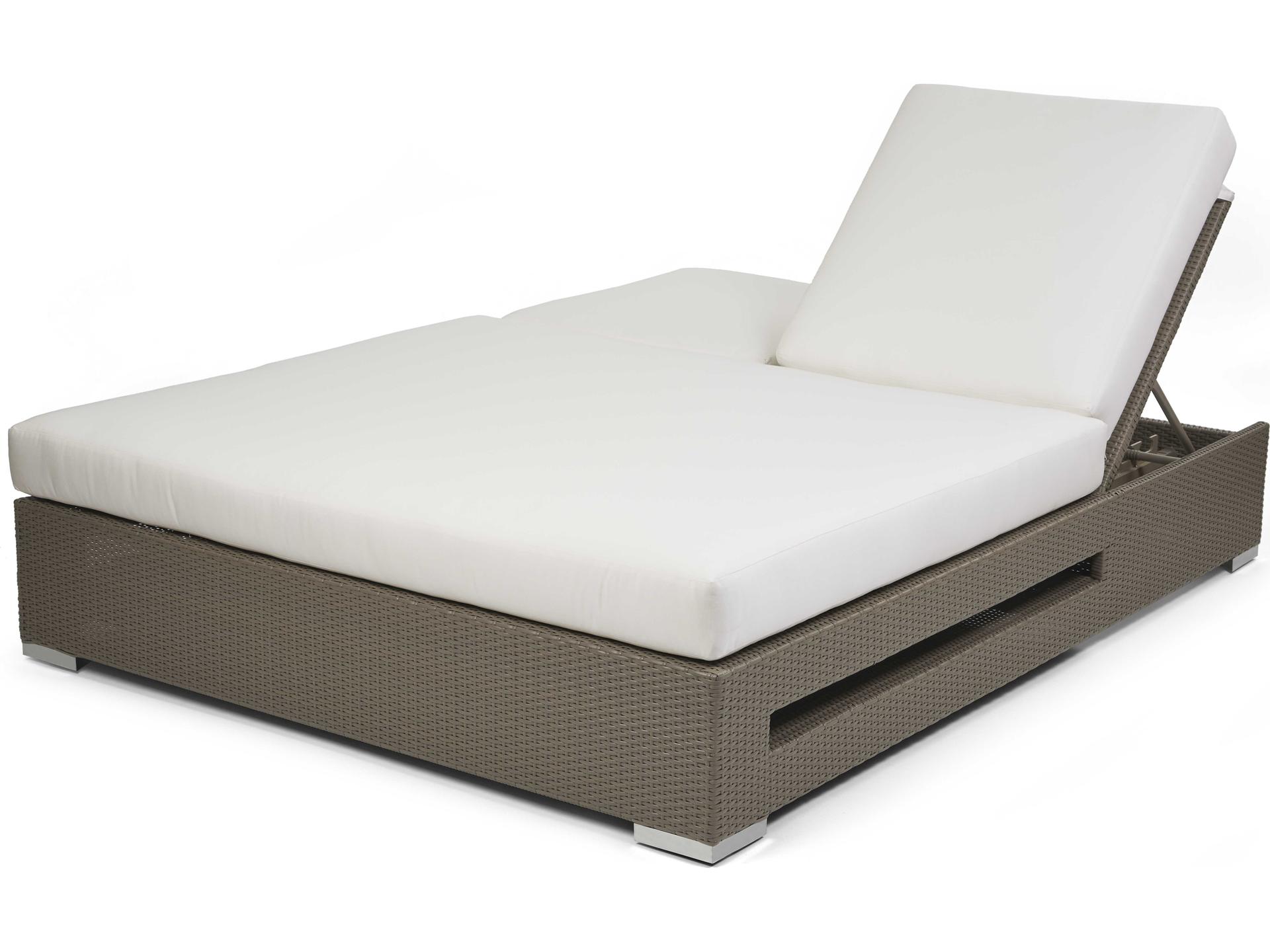 Caluco 10 Tierra Wicker Mocaccino Double Outdoor Patio Chaise Lounge