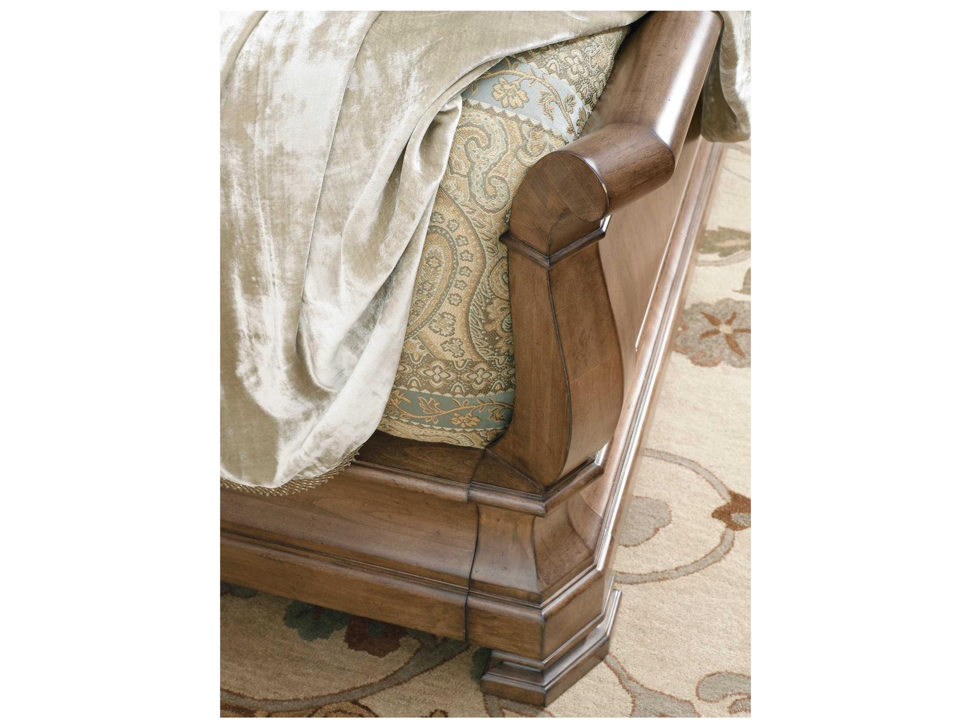 Universal Furniture New Lou Louie Cognac Brown Wood King Sleigh Bed