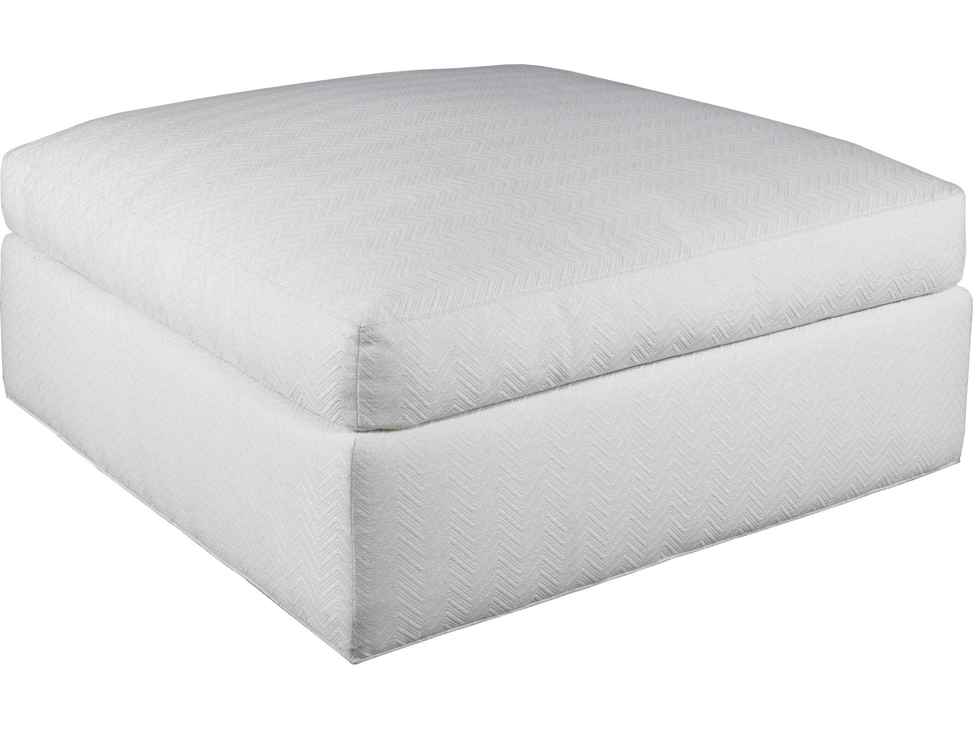 Upholstery Lange Upholstered Ottoman