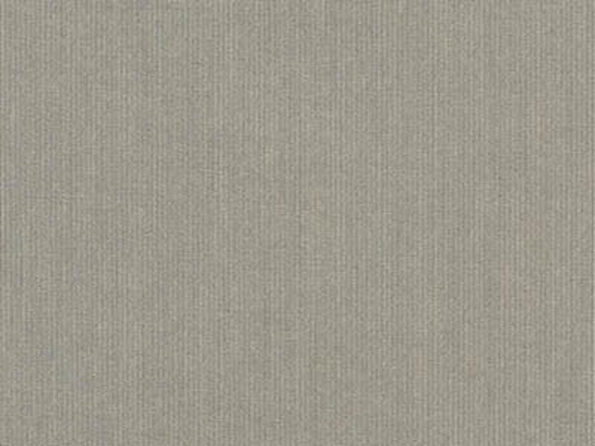 Fabric: Sunbrella Spectrum Dove