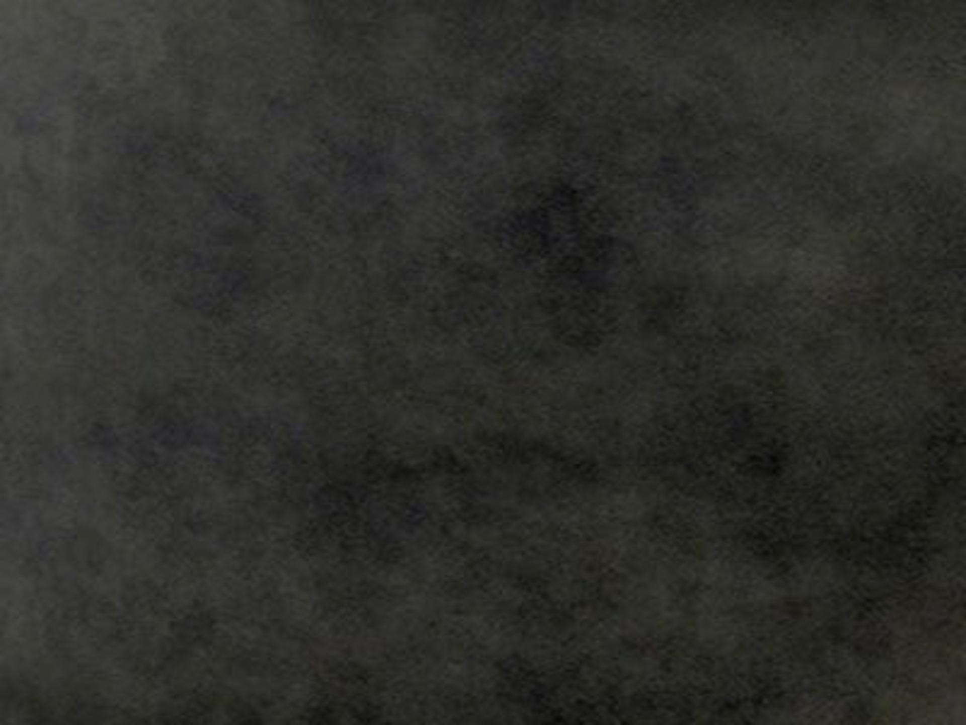 Table Top Finish: Iron