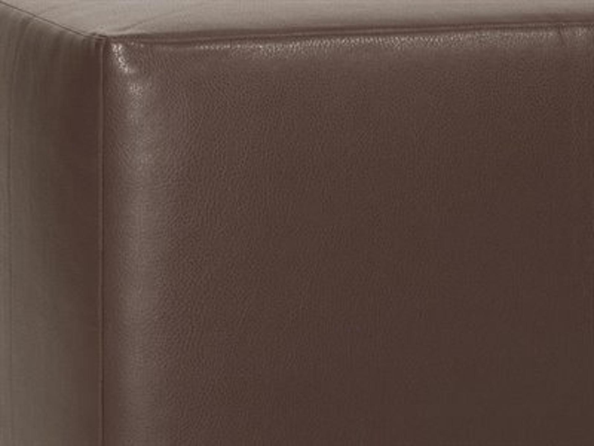 Upholstery: Avanti Pecan