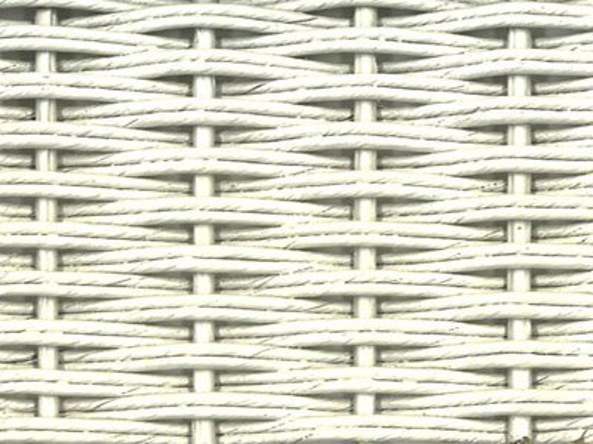 Seating Frame Finish: Ivory