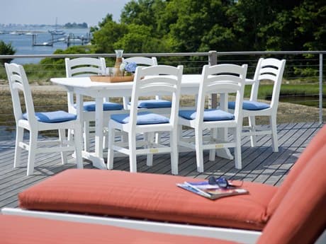 Complementary Pieces and Accessories