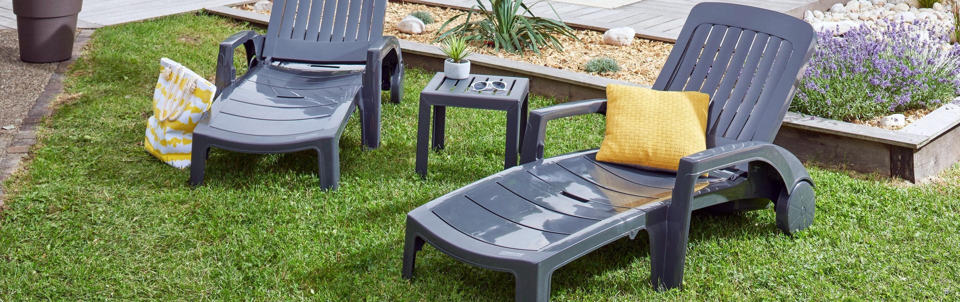 Grosfillex Chairs & Grosfillex Outdoor Furniture Sale