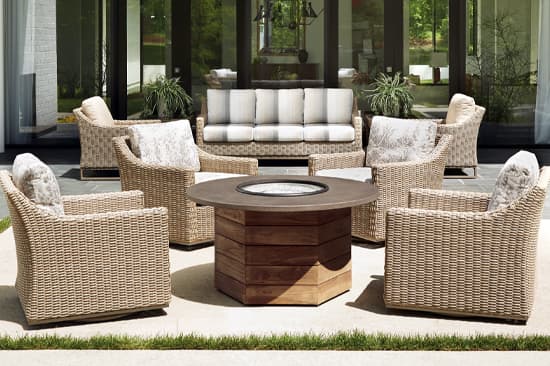 Wicker. Luxurious Wicker Patio Furniture