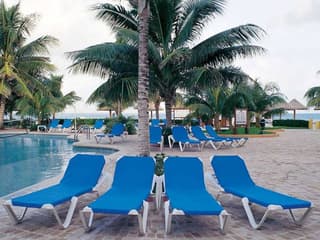 Grosfillex Nautical Pro Resin Sling Outdoor Lounge Set