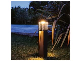 Seaside Casual La Lampe Aluminum Solar Passage