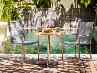 Three Birds Casual Avanti Steel Round Outdoor Patio Dining Table