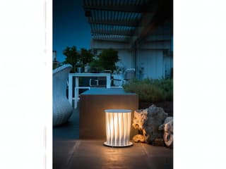 UnoPiu Aton Aluminum Lamp