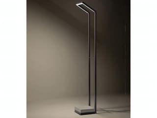 UnoPiu Tratto Standing Lamp