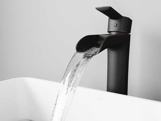 Vigo Niko Antique Rubbed Bronze 1-Handle Waterfall Vessel Bathroom Faucet with Pop-Up Drain