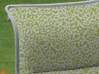Seating Type: Padded Sling