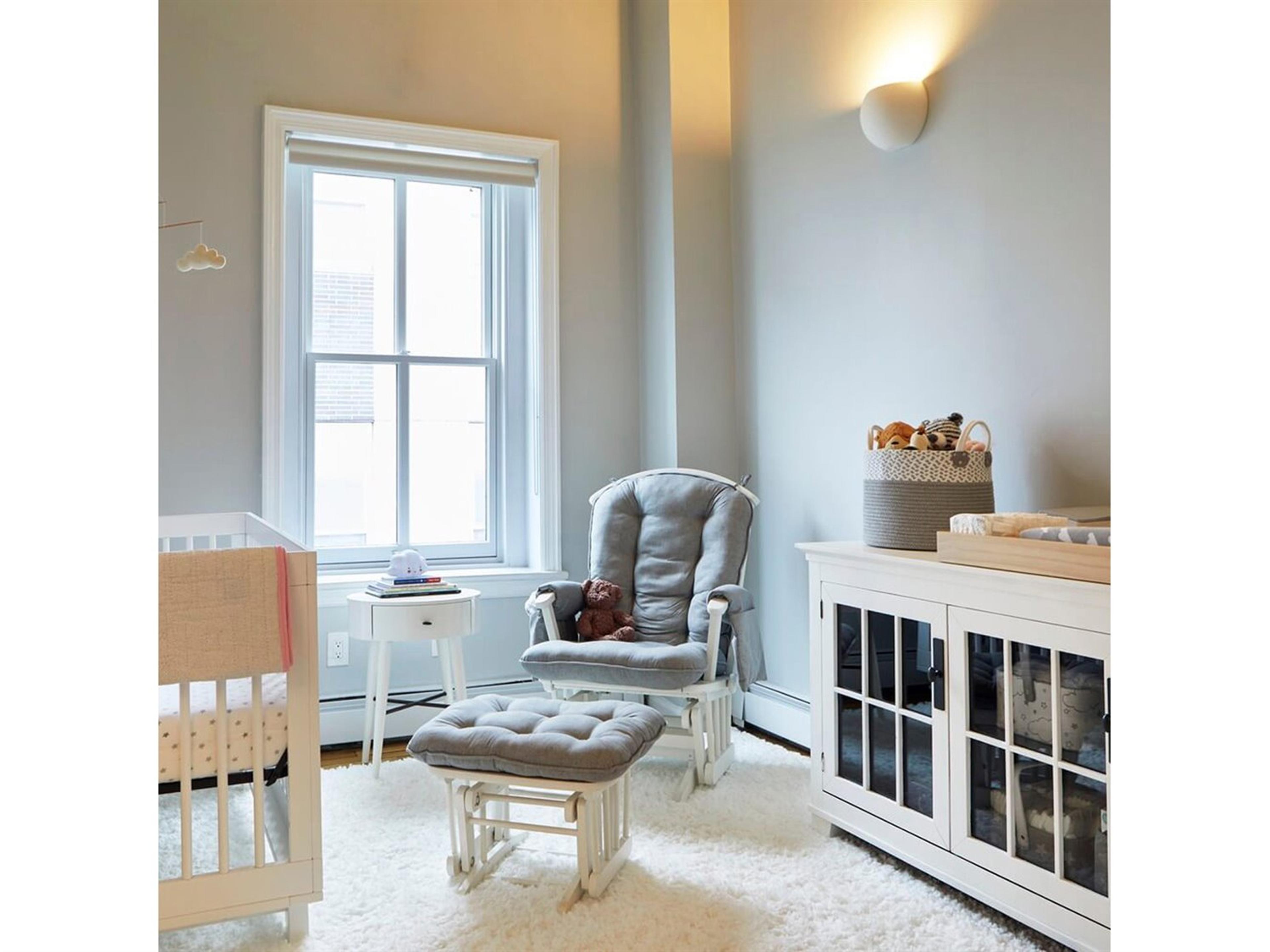 A19 Bonaire 1-Light White Wall Sconce