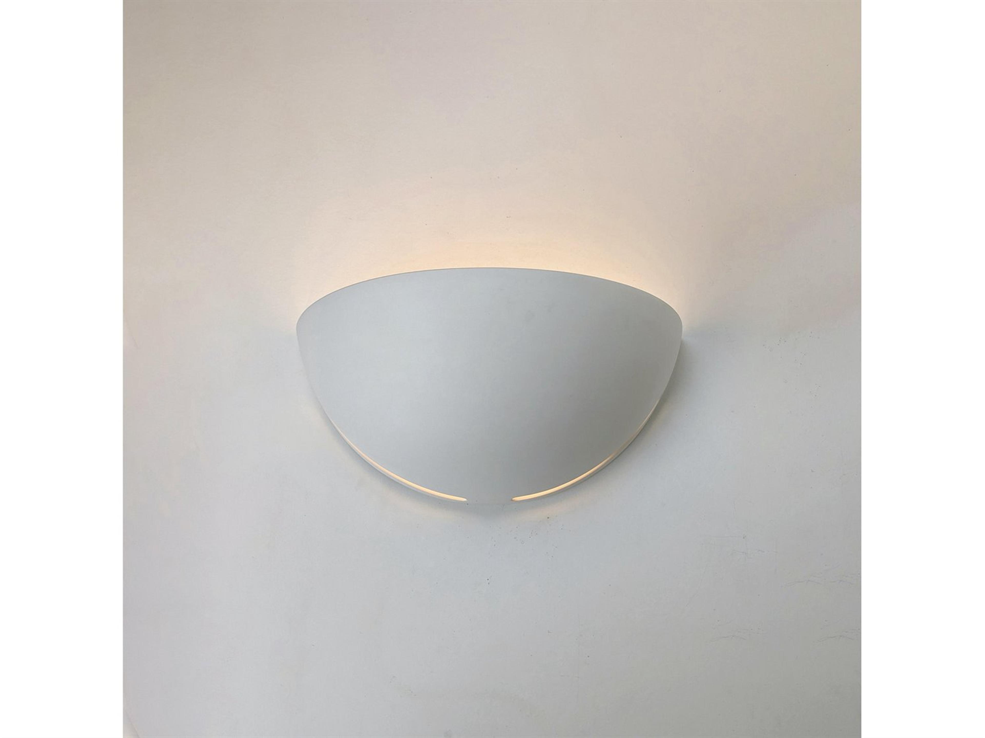 A19 Capri 1-Light White Wall Sconce