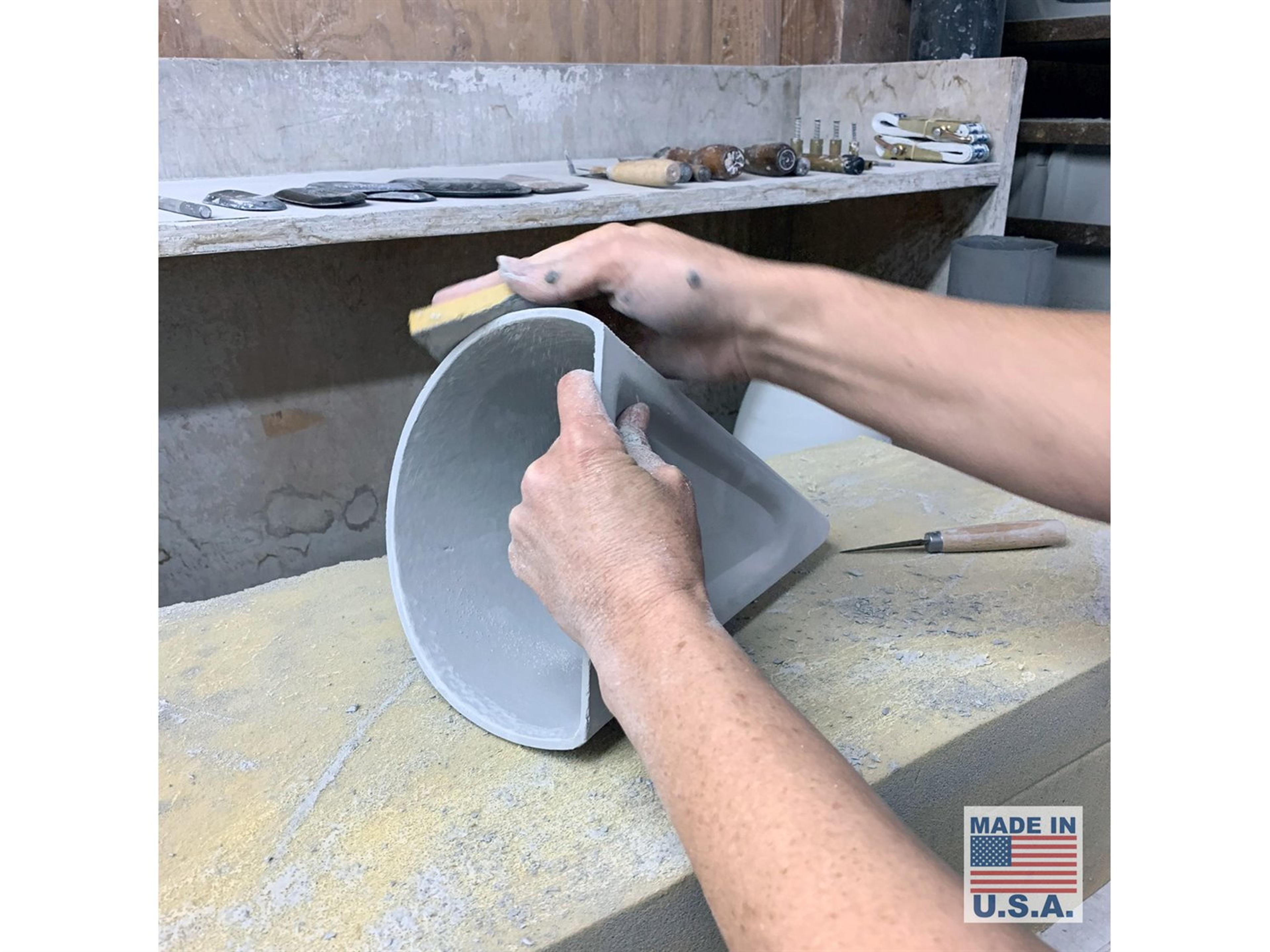 A19 Icelandia 1-Light White Wall Sconce