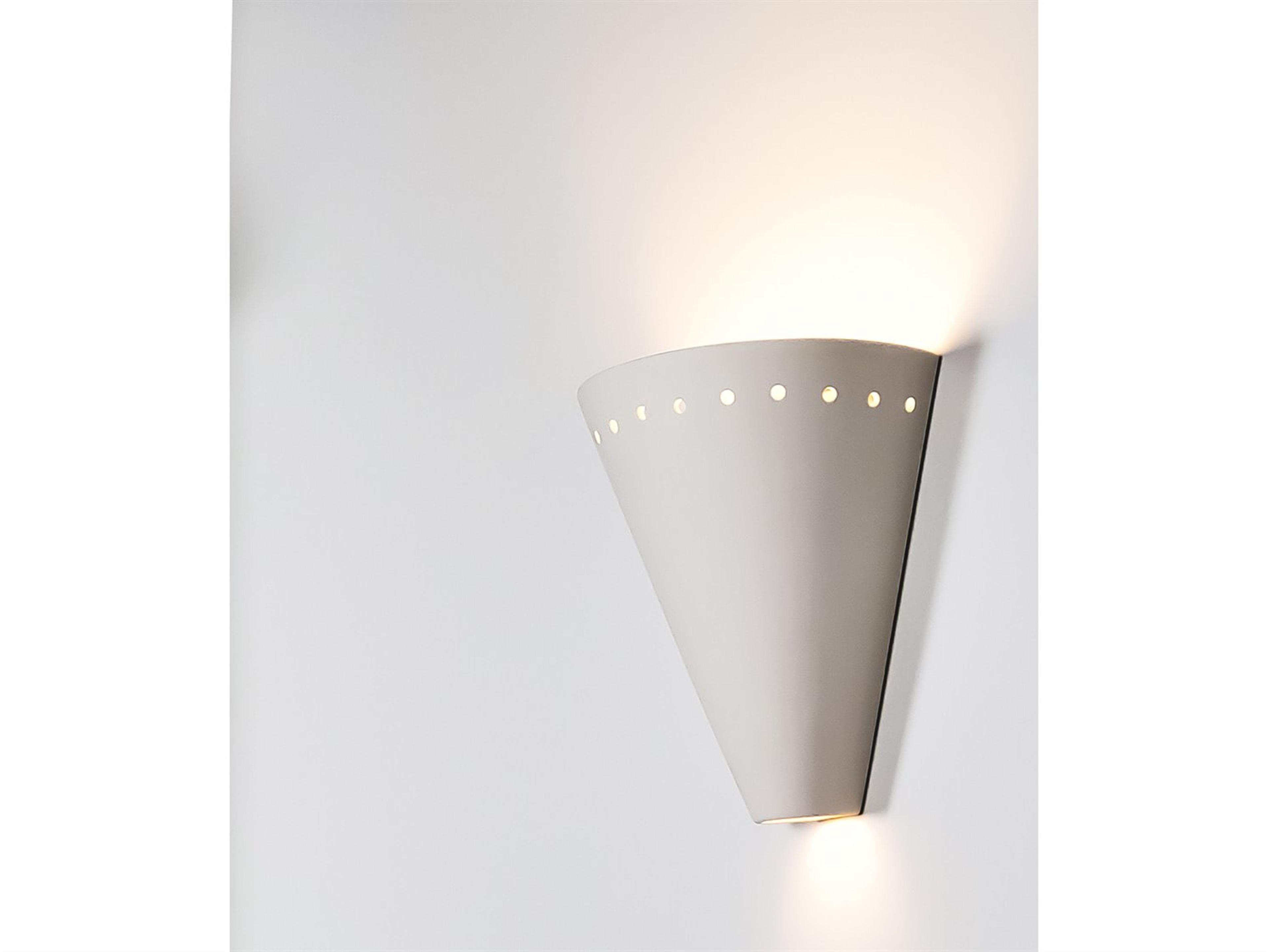 A19 Greenlandia 1-Light White Wall Sconce