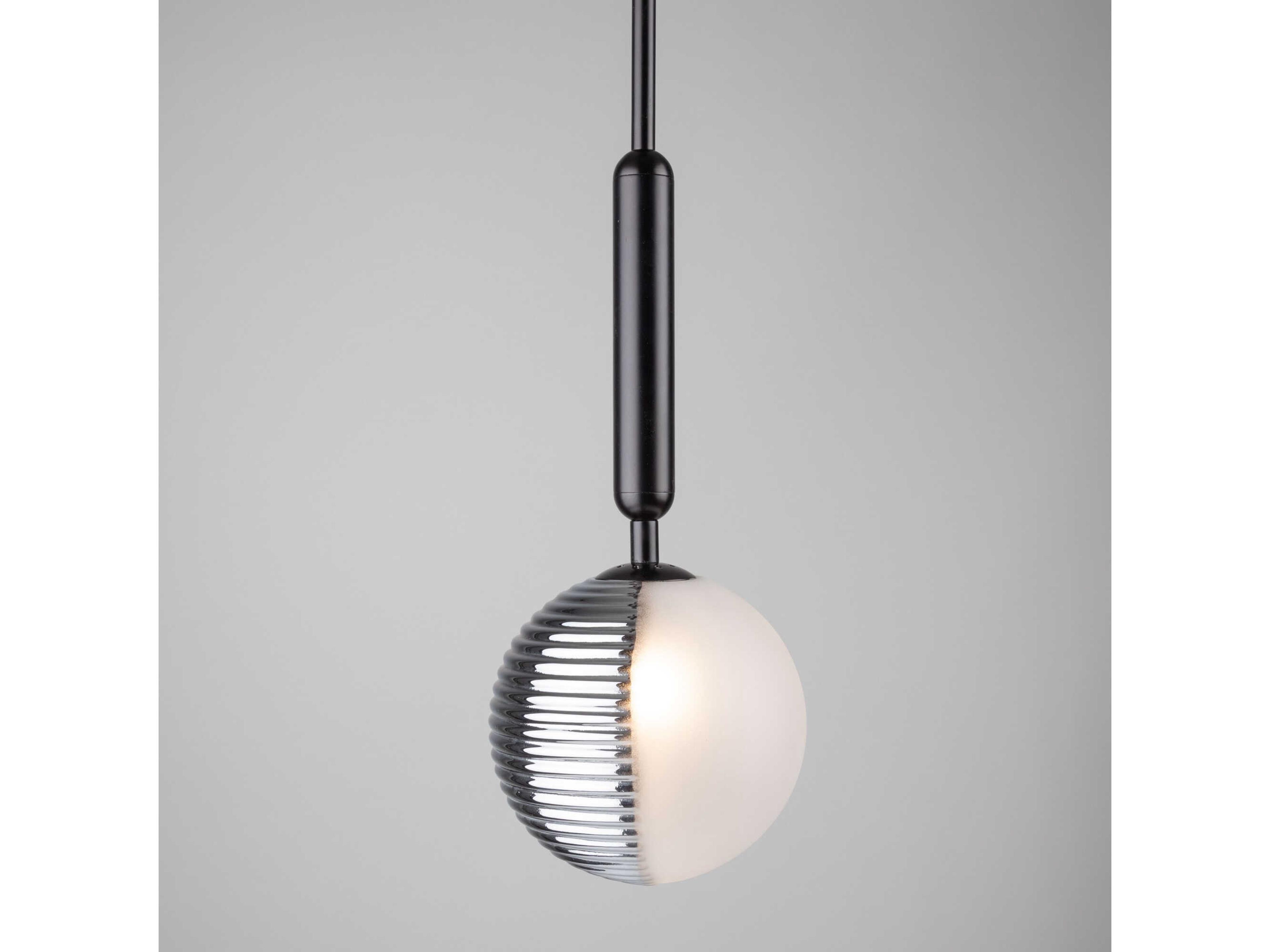 Artcraft Bolla 1-Light Black Globe Mini Pendant