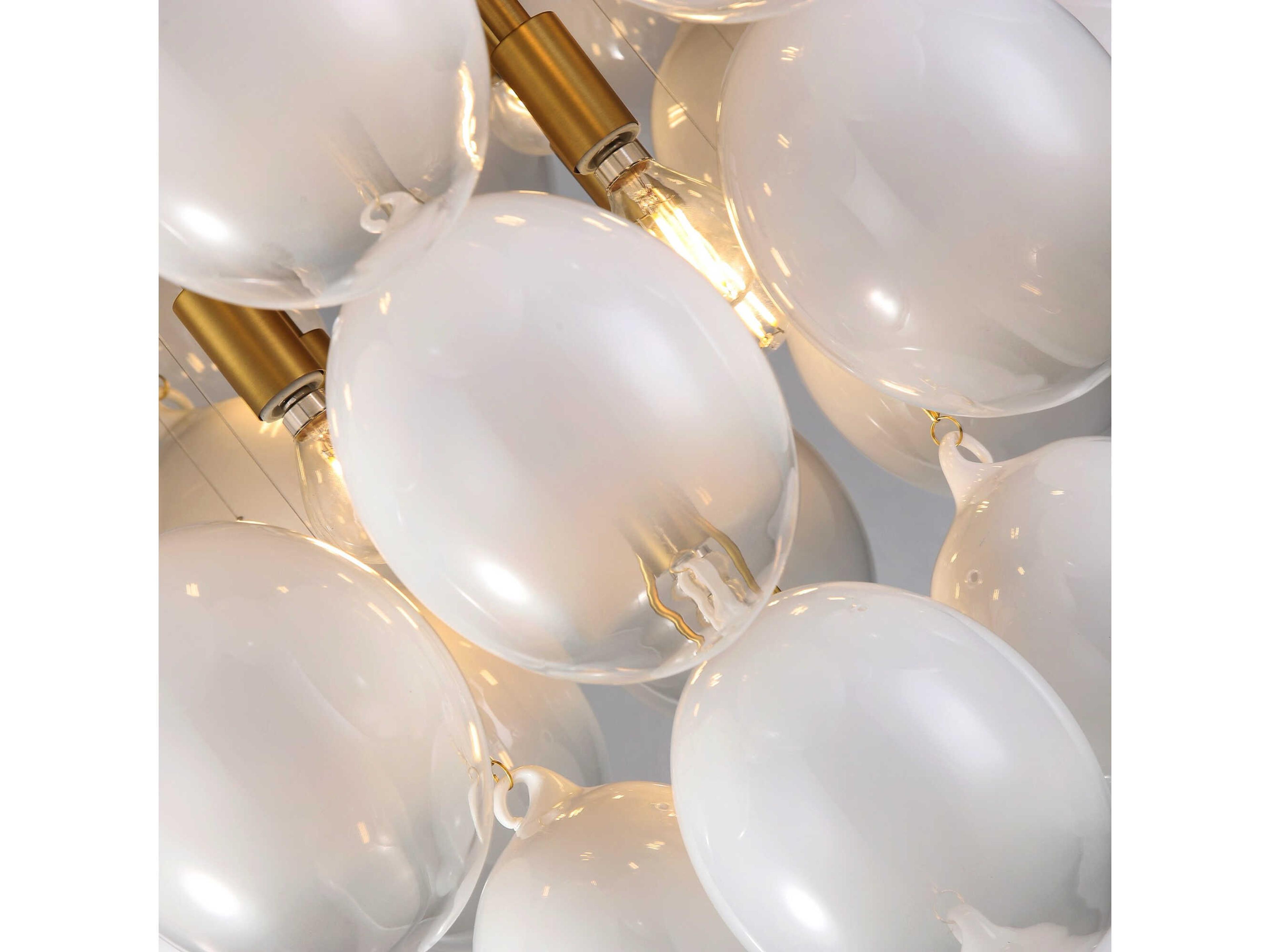 Artcraft Globo 9-Light Brass Globe Chandelier