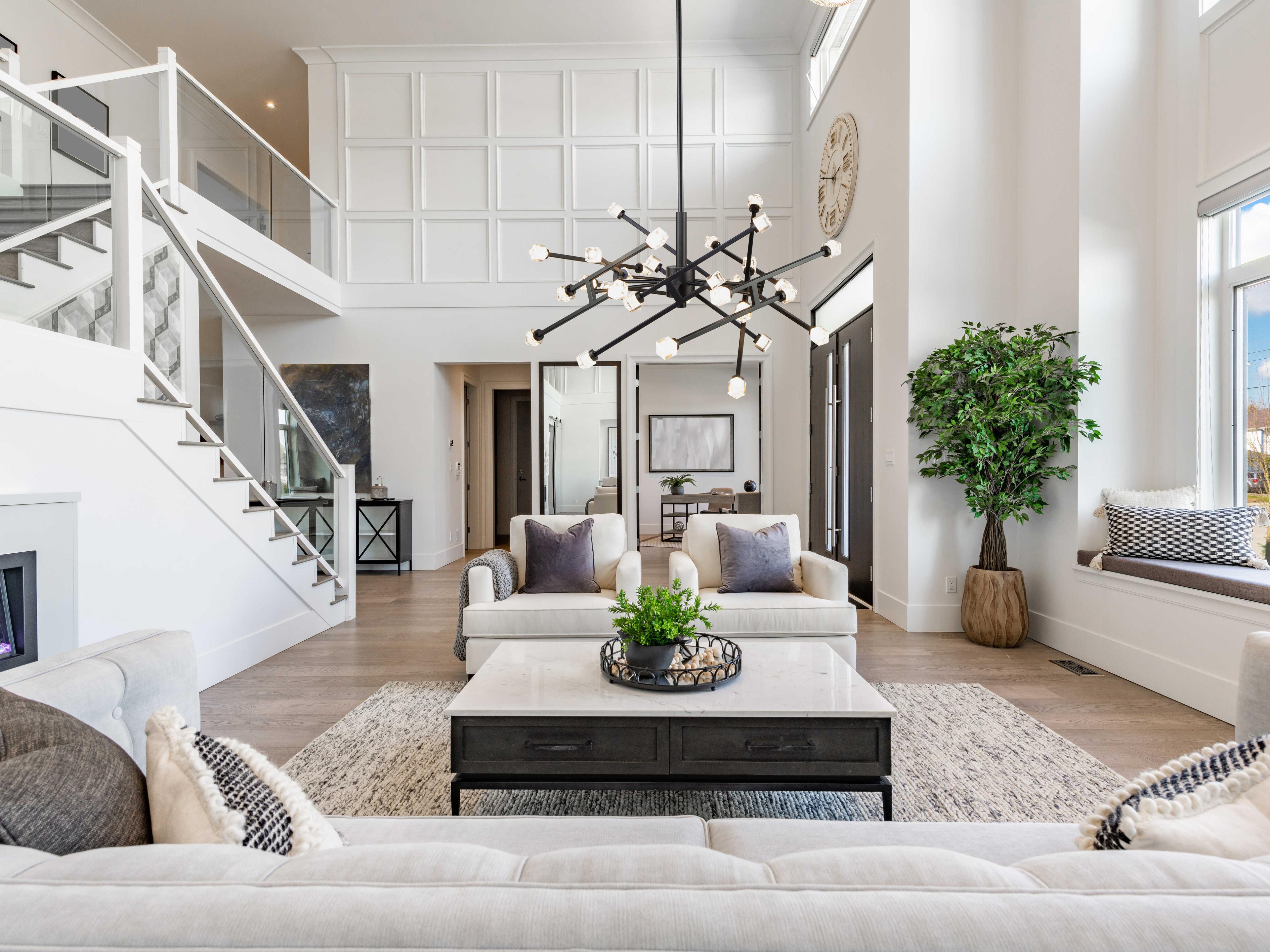 Artcraft Batton 30-Light Black Glass LED Geometric Pendant