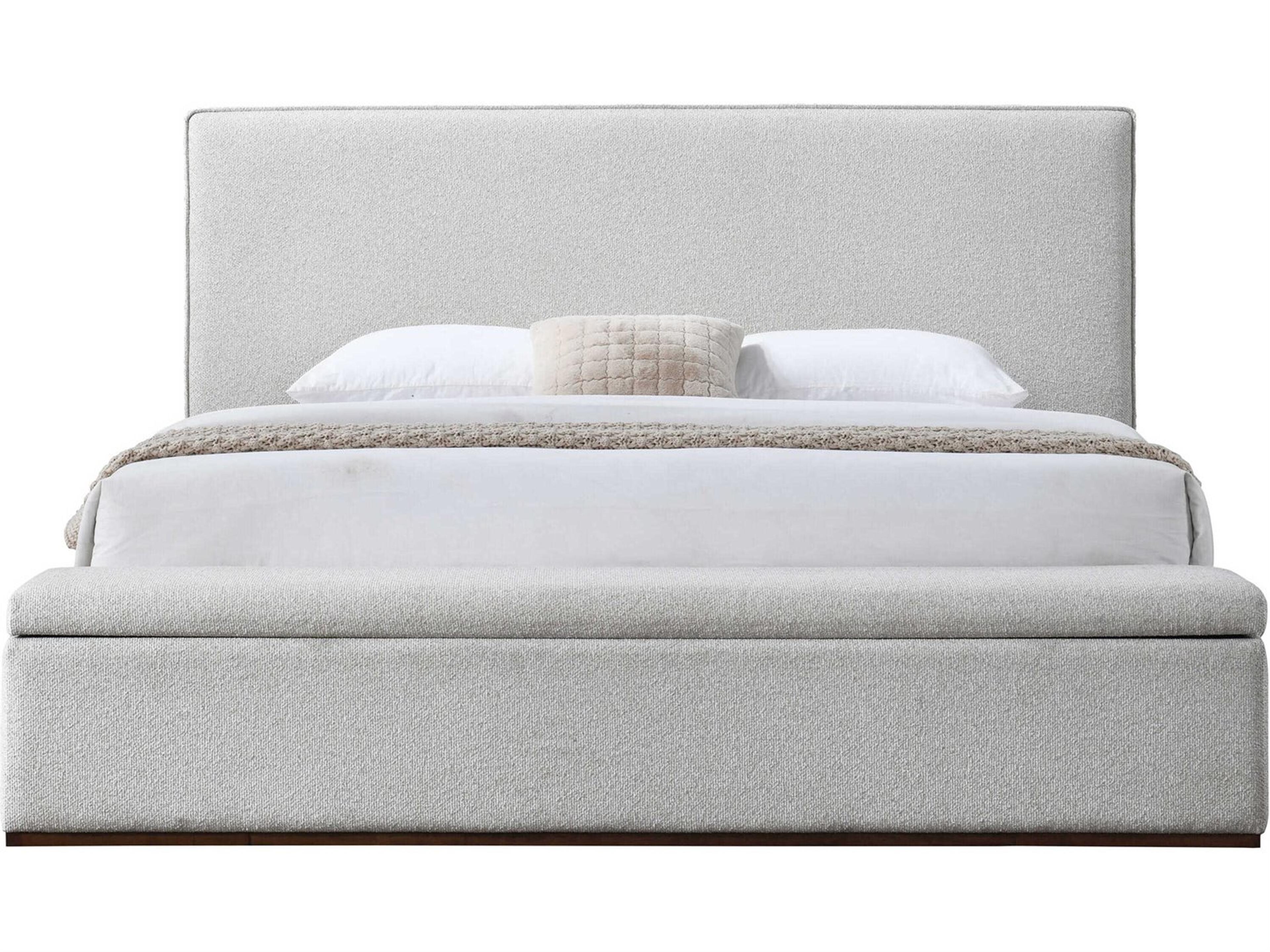 Boxter Gray Linen Rubberwood Upholstered King Platform Bed