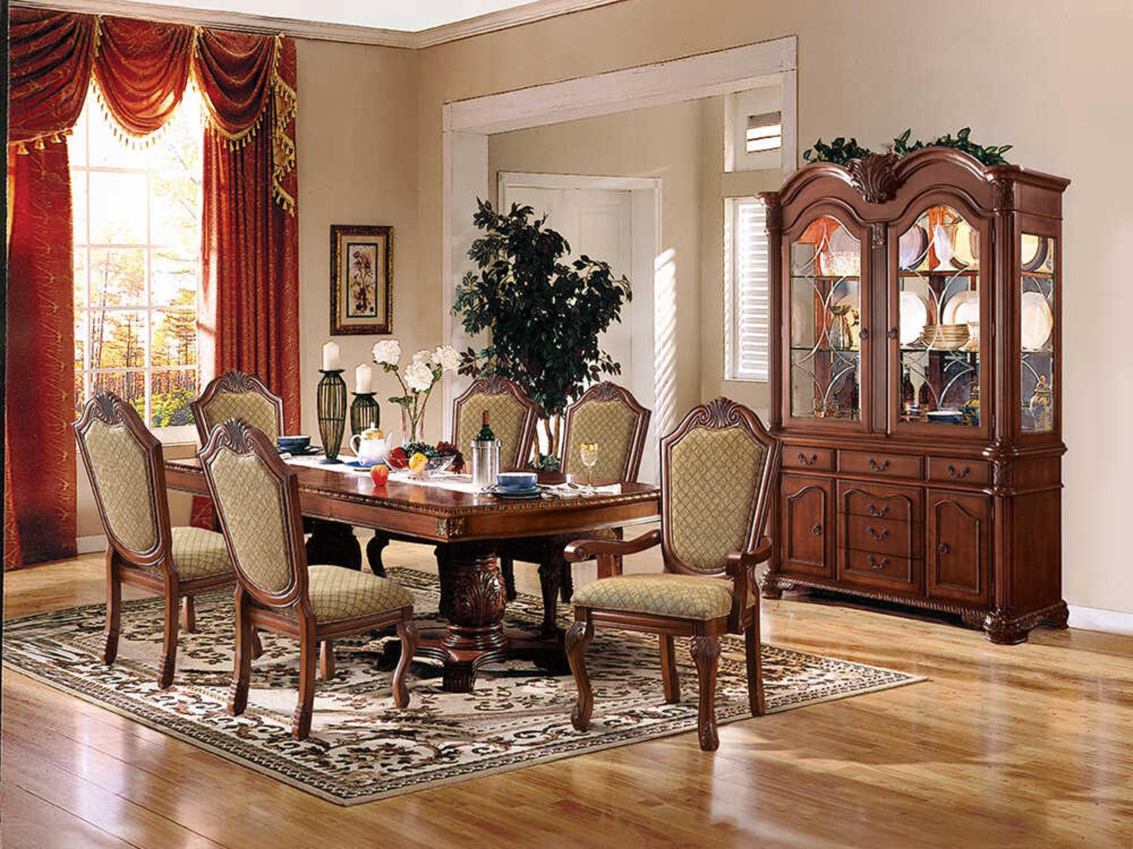 Chateau De Ville Rubberwood Dining Room Set