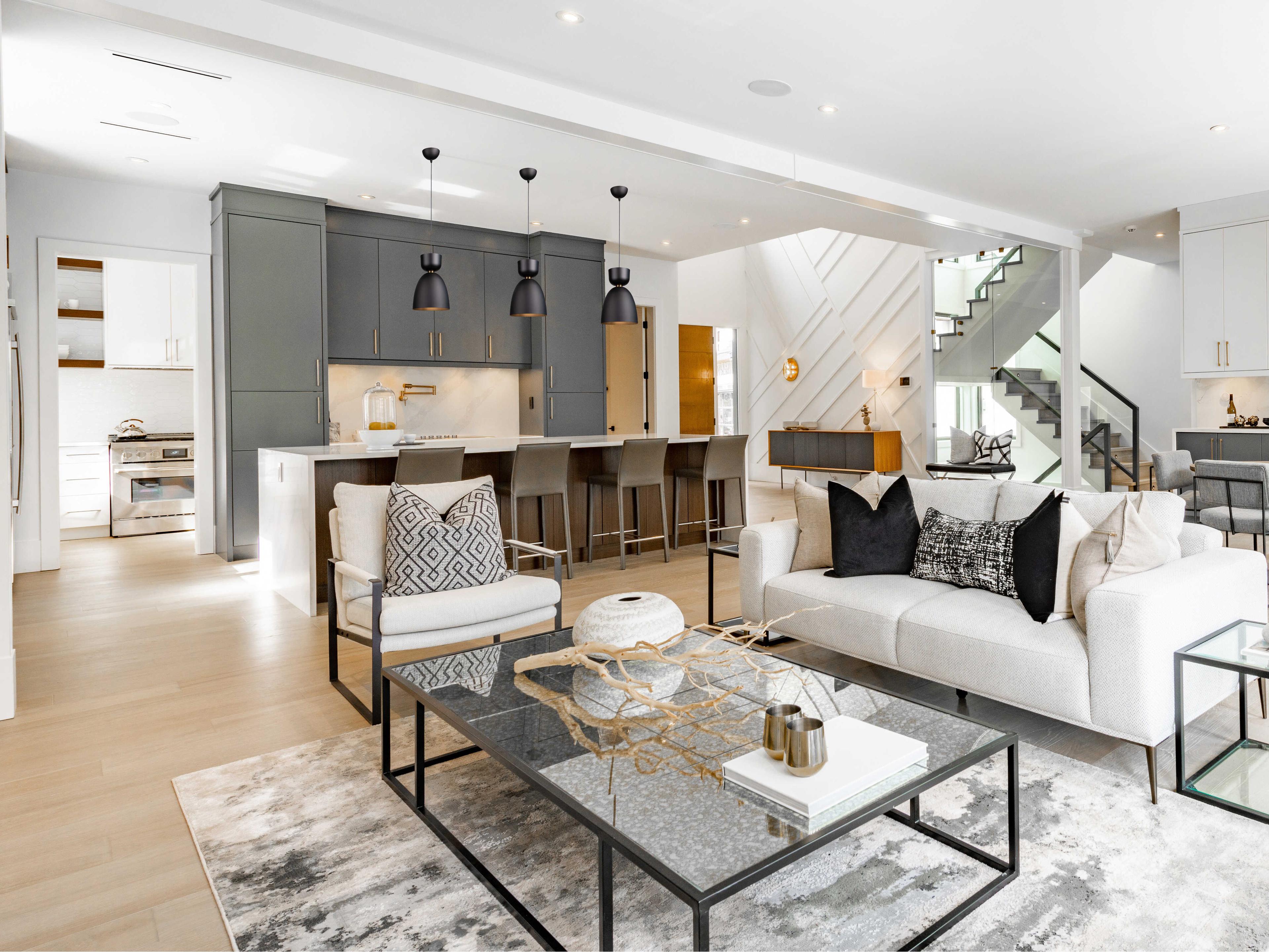 Artcraft Tempo 1-Light Matte Black And Brass LED Geometric Mini Pendant