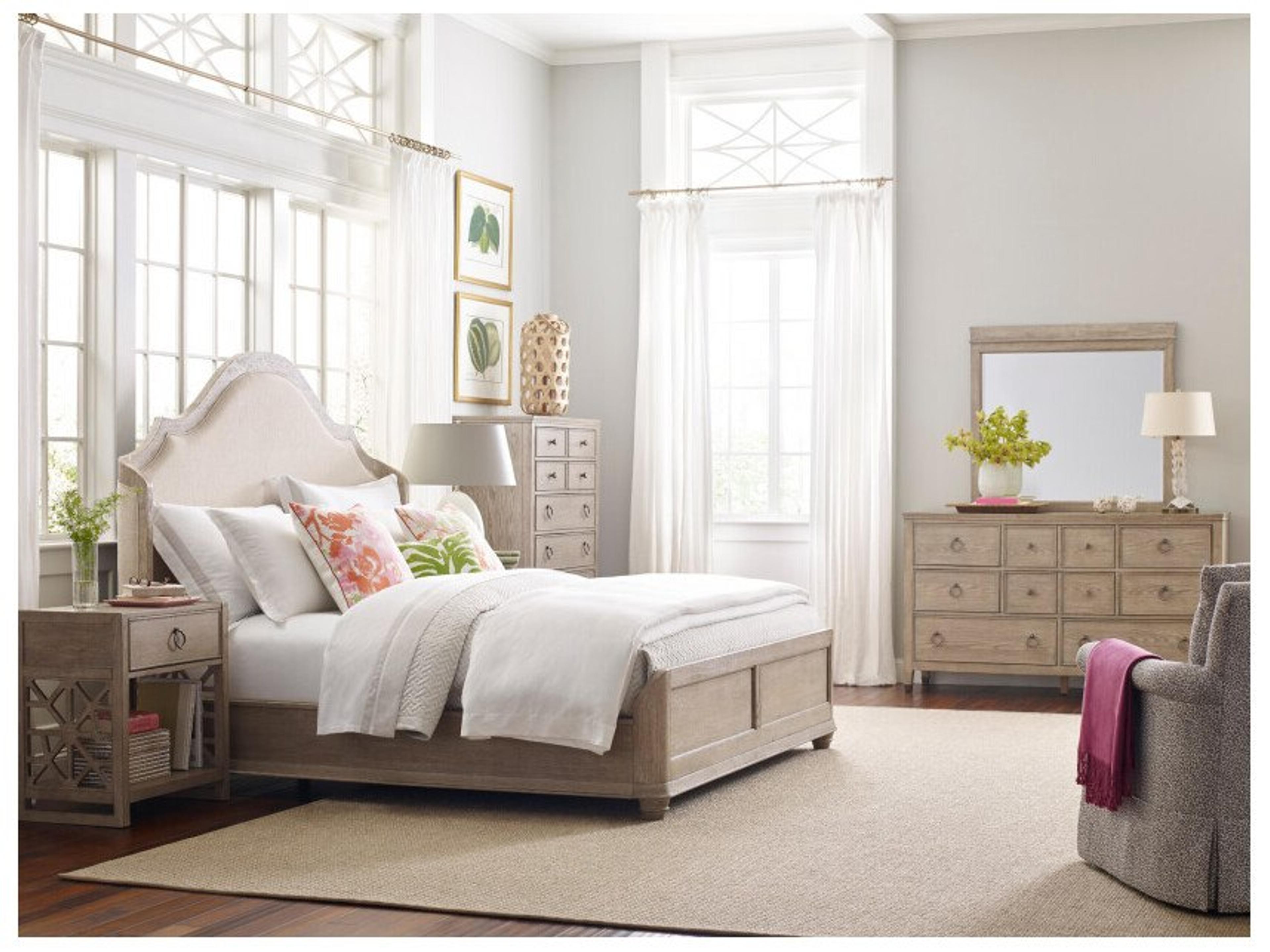 American Drew Vista Oak Wood King Panel Bed